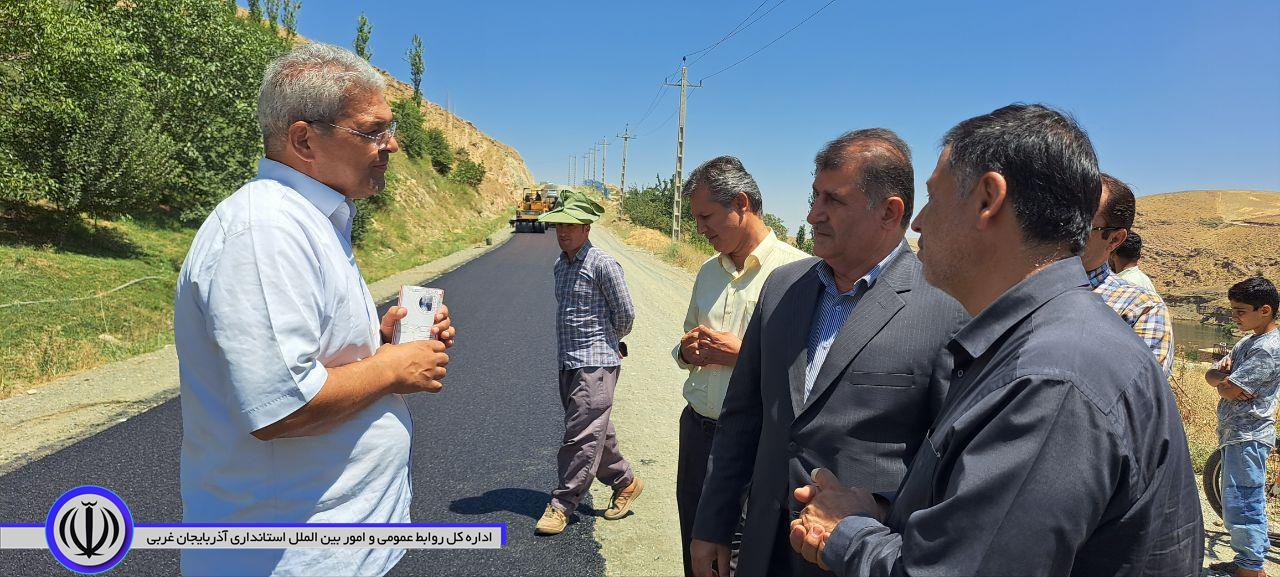 عملیات آسفالت جاده روستای باب خالدآباد مسیر منتهی به محدوده سد چپرآباد آغاز شد